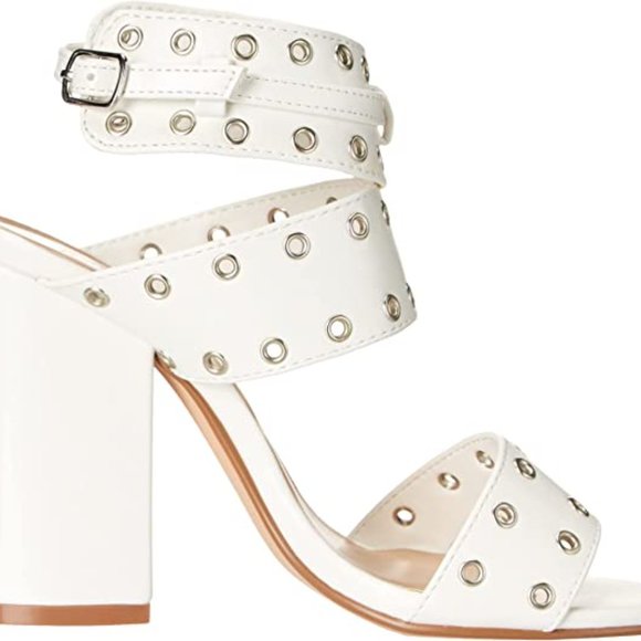 Brand New/Never Worn - Yoki Women's Comfort Pump - Picture 2 of 6